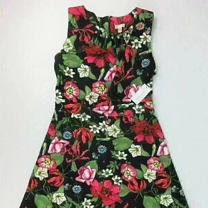 NWT $89 Spense Womens S & L Floral Swing D…